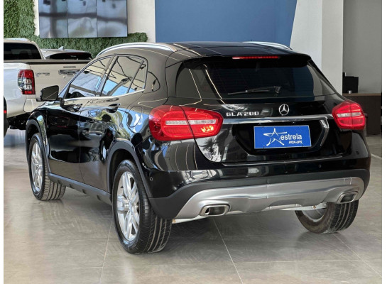 Mercedes-Benz GLA 200 Advance 1.6/1.6 TB 16V Flex Aut. 2015/2015
