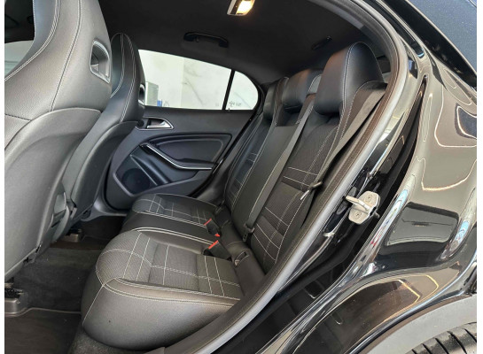 Mercedes-Benz GLA 200 Advance 1.6/1.6 TB 16V Flex Aut. 2015/2015