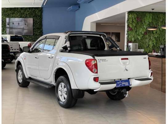 Mitsubishi L200 Triton HPE 3.2 CD TB Int.Diesel Aut 2012/2013