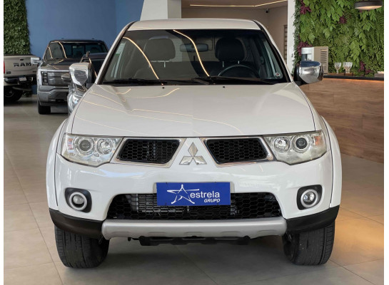 Mitsubishi L200 Triton HPE 3.2 CD TB Int.Diesel Aut 2012/2013