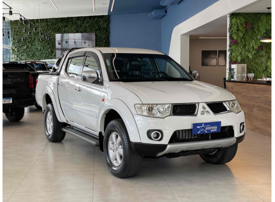Mitsubishi L200 Triton HPE 3.2 CD TB Int.Diesel Aut 2012/2013