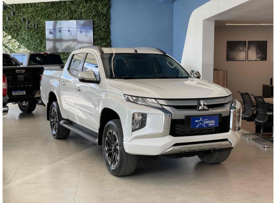 Mitsubishi L200 Triton 2.4 16V TURBO DIESEL SPORT HPE CD 4P 4X4 AUTOMÁTICO 2023/2024