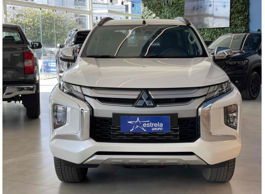 Mitsubishi L200 Triton 2.4 16V TURBO DIESEL SPORT HPE CD 4P 4X4 AUTOMÁTICO 2023/2024
