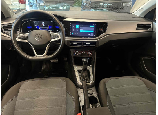 Volkswagen Nivus Comfortline 200 TSI 2023/2024