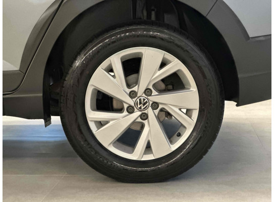 Volkswagen Nivus Comfortline 200 TSI 2023/2024