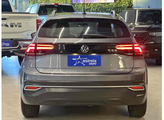 Volkswagen Nivus Comfortline 200 TSI 2023/2024