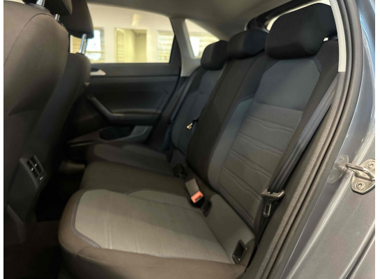 Volkswagen Nivus Comfortline 200 TSI 2023/2024