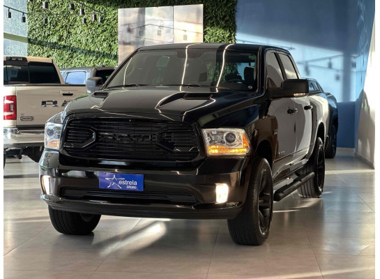 RAM CLASSIC 5.7 V8 GASOLINA LARAMIE CD 4X4 AUTOMÁTICO 2022/2022