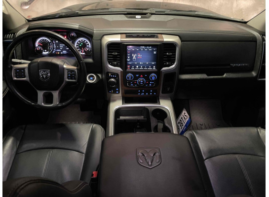 RAM CLASSIC 5.7 V8 GASOLINA LARAMIE CD 4X4 AUTOMÁTICO 2022/2022