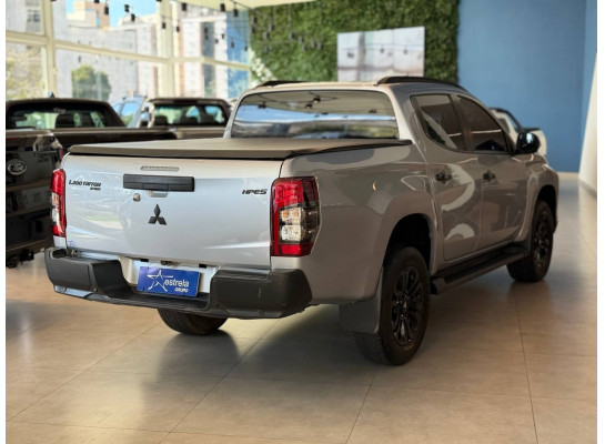 Mitsubishi L200 Triton 2.4 16V TURBO DIESEL SPORT HPE-S CD 4P 4X4 AUTOMÁTICO 2021/2022