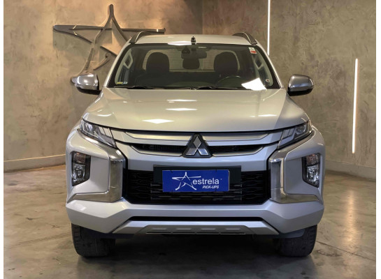 Mitsubishi L200 Triton 2.4 16V TURBO DIESEL SPORT HPE CD 4P 4X4 AUTOMÁTICO 2022/2023