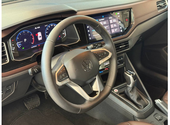Volkswagen Virtus Highline 200 TSI 2024/2024