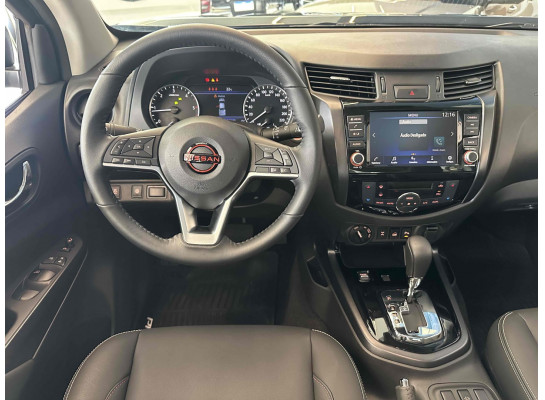 Nissan Frontier 2.3 16V TURBO DIESEL PRO4X CD 4X4 AUTOMÁTICO 2025/2025