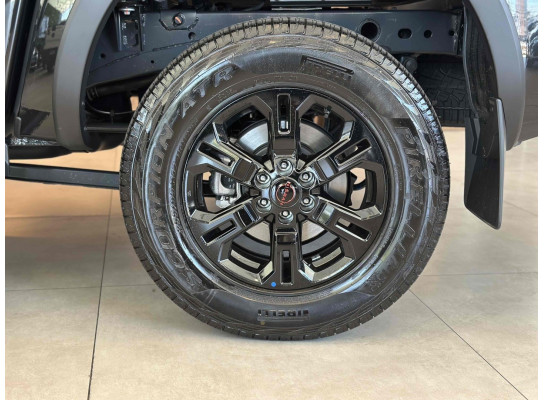 Nissan Frontier 2.3 16V TURBO DIESEL PRO4X CD 4X4 AUTOMÁTICO 2025/2025