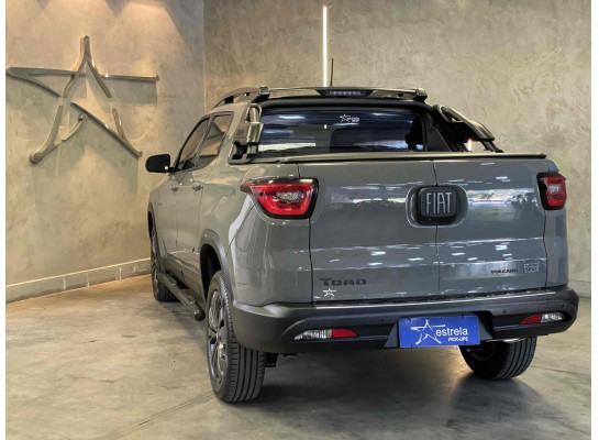 FIAT Toro 1.3 TURBO 270 FLEX VOLCANO AT6 2024/2025