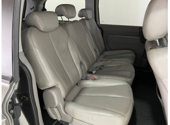 KIA Carnival EX	3.5L V6 2011/2012