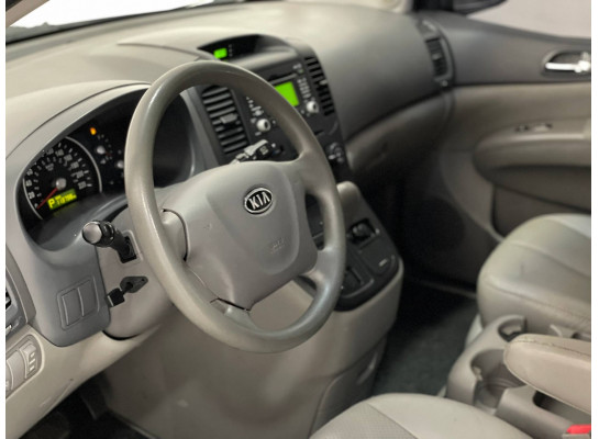 KIA Carnival EX	3.5L V6 2011/2012
