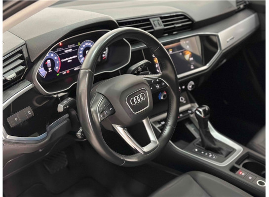 Audi Q3 Q3 TFSI GASOLINA PRESTIGE PLUS S TRONIC 1.4 2019/2020