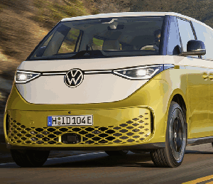 VW Kombi elétrica será revelada no Brasil antes do que se pensava